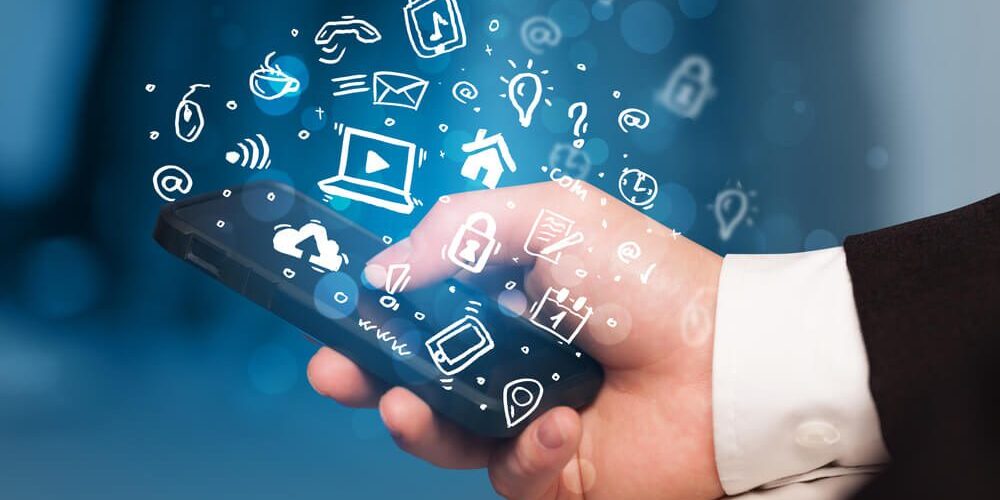 Strategi internet marketing modern dengan grafik pertumbuhan bisnis digital.