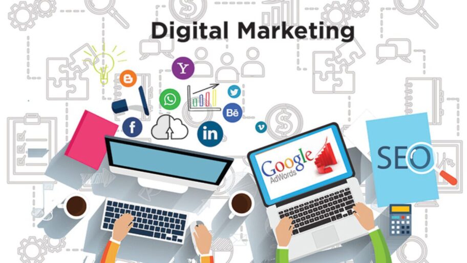 Strategi web marketing digital dengan grafik peningkatan penjualan dan analitik website.